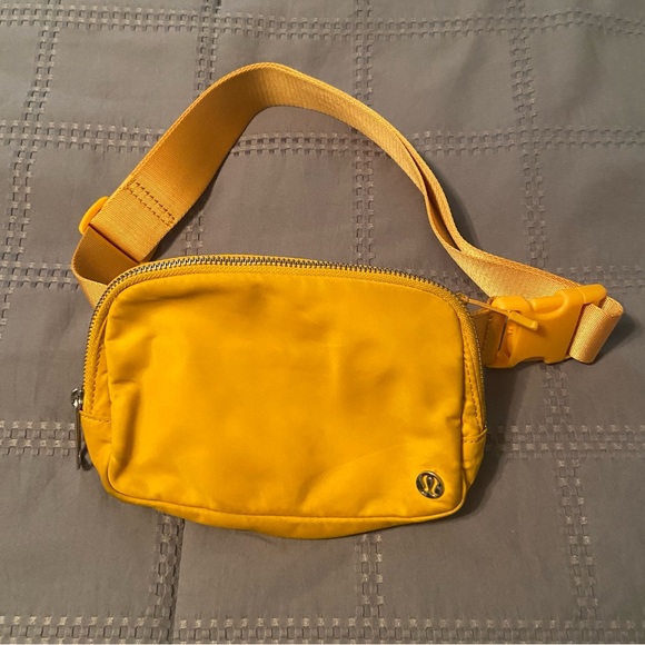 lululemon athletica Handbags - Lululemon Everywhere Belt Bag (1L) - Mustard Yellow
